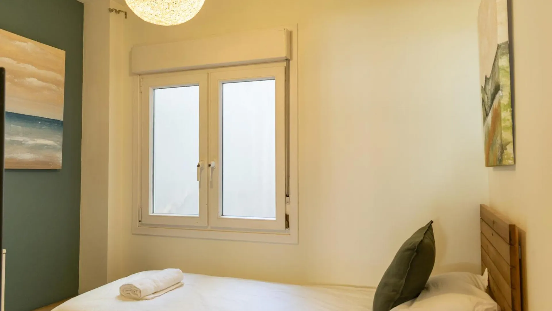 Cozy Apt In Residential Center By Maison Pinata Barcelona